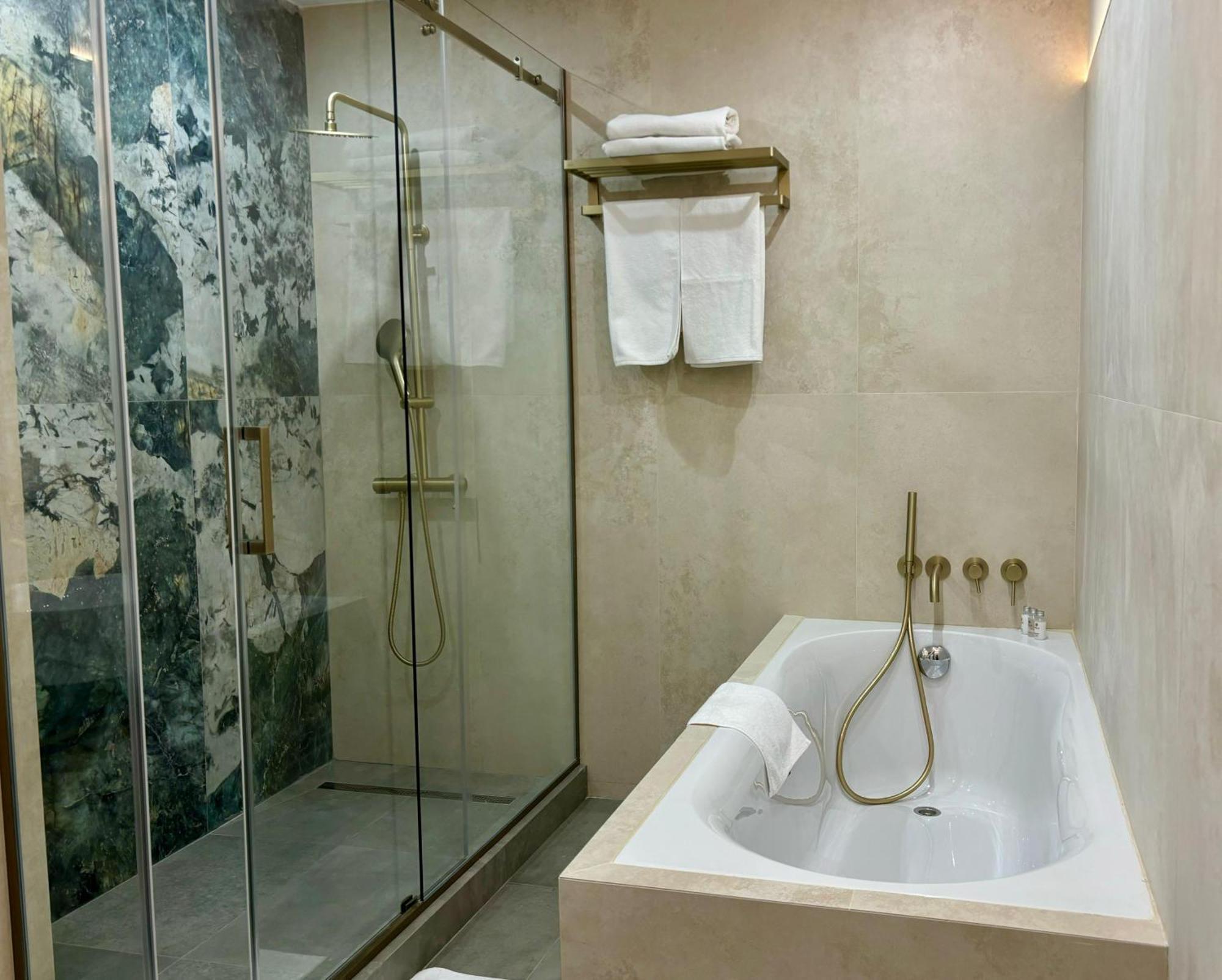 Donatello Boutique Hotel Almaty Eksteriør bilde