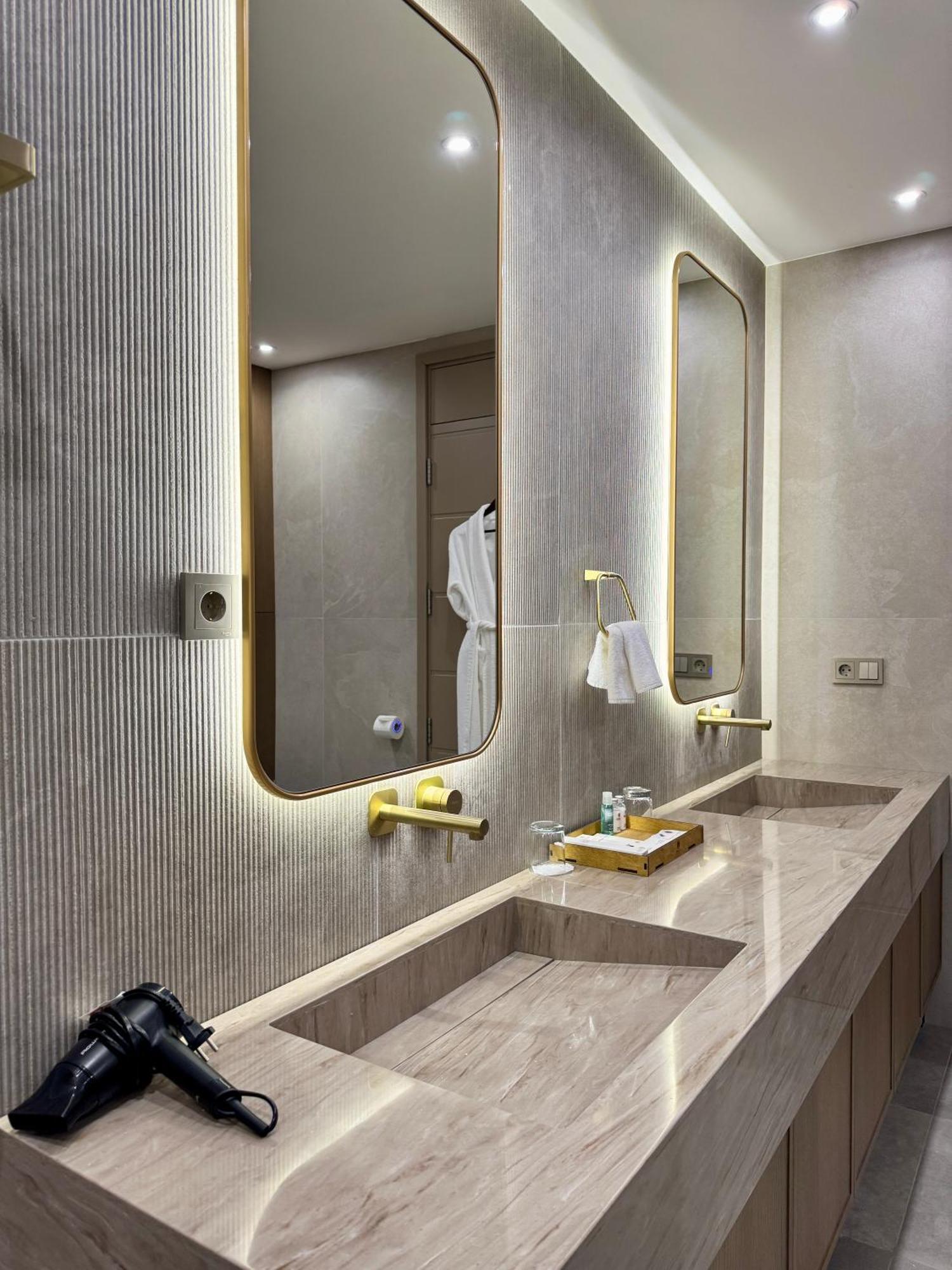 Donatello Boutique Hotel Almaty Eksteriør bilde